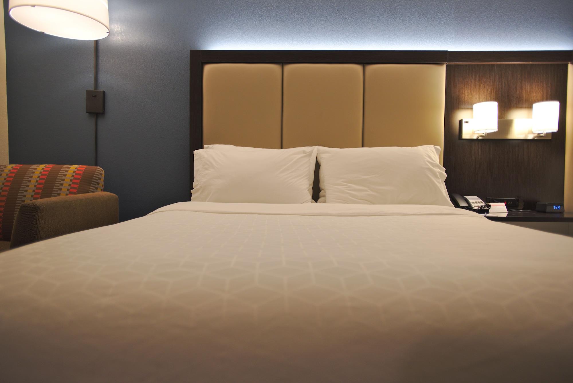 Holiday Inn Express Anderson I-85 - Exit 27- Highway 81 By Ihg Bagian luar foto
