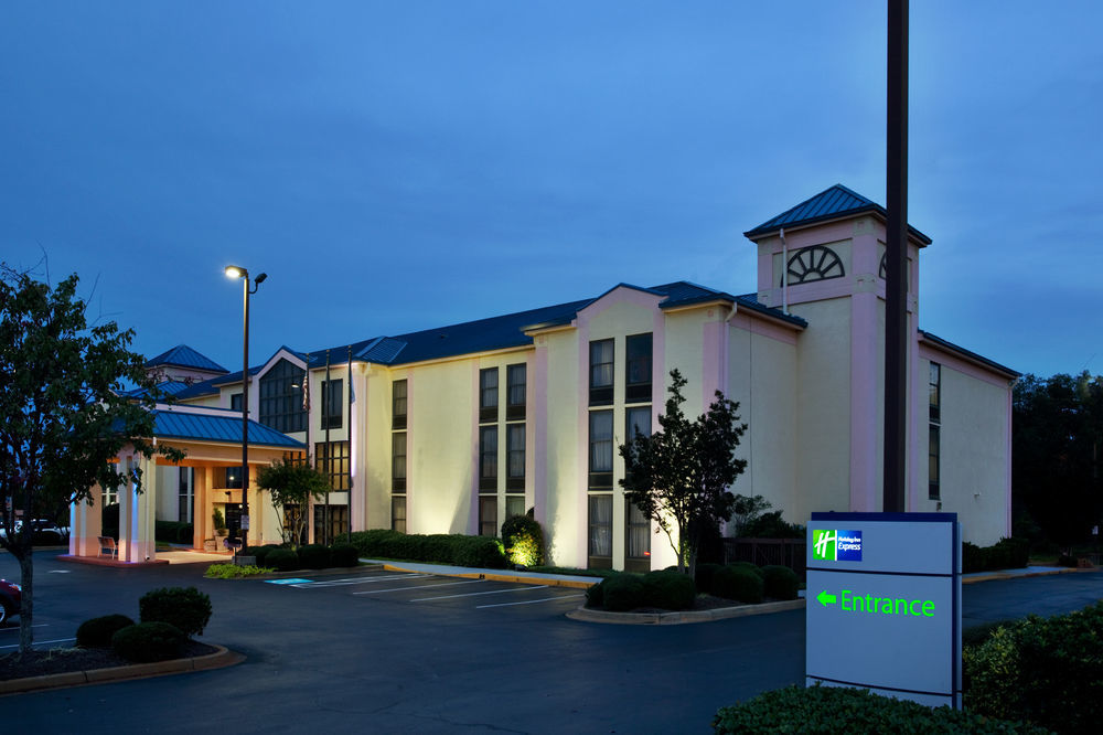 Holiday Inn Express Anderson I-85 - Exit 27- Highway 81 By Ihg Bagian luar foto